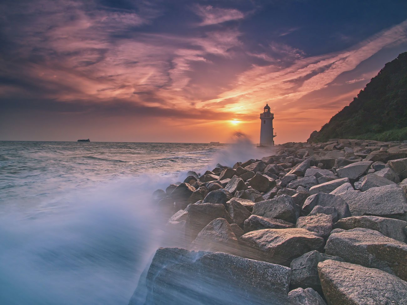 lighthouse-right-side-new